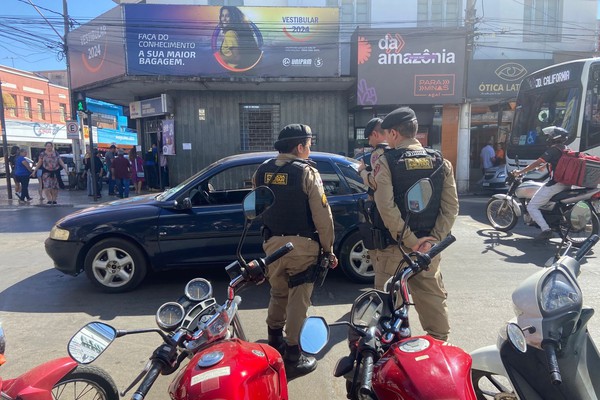 Denúncia anônima mobiliza a Polícia Militar e chama a atenção no Centro de Patos de Minas