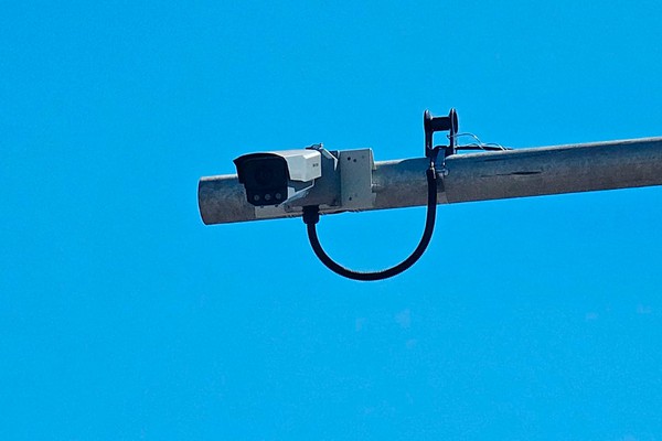 Prefeitura aposta em sistema inteligente para controlar semáforos e desafogar o trânsito em Patos de Minas