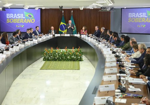 Brasil vai buscar novos parceiros para dimunuir impactos comerciais