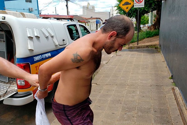 Tião Prata é preso pela Polícia Militar acusado de furtar em clínica médica em Patos de Minas