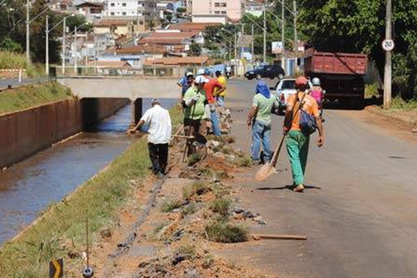 Prefeitura retoma as obras para acabar com os transtornos na Fátima Porto