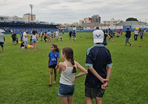 URT abre as portas da Arena DB e reúne centenas de pessoas em comemoração do Dia das Crianças