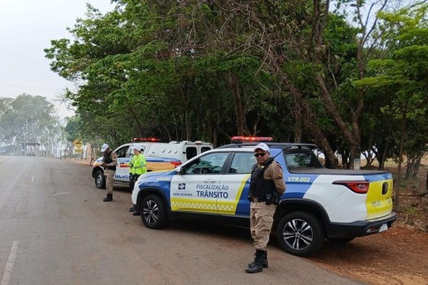 Polícia Militar Rodoviária prende motorista por transporte irregular de passageiros em Major Porto