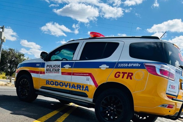 Foragido da justiça por homicídio é preso pela Polícia Militar Rodoviária em Patos de Minas
