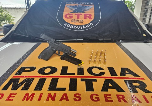 Motorista de caminhonete é preso com pistola 9mm e 16 munições na BR 146, em Patos de Minas