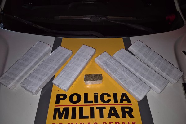 PM Rodoviária apreende seis barras de maconha durante operação na BR352, em Abadia dos Dourados