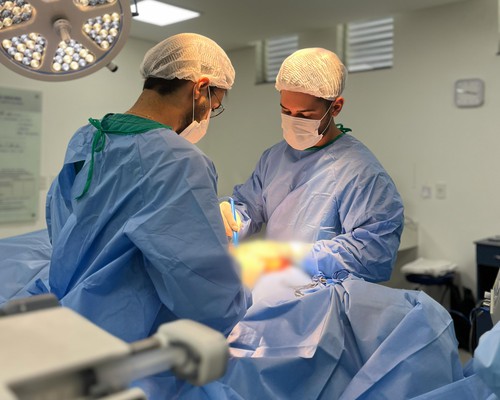 Santa Casa realiza primeira cirurgia reparadora pós-bariátrica pelo SUS em Patos de Minas