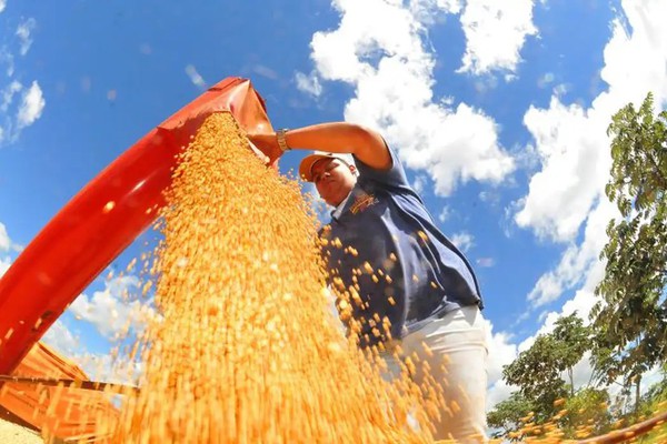 Atividade econômica brasileira cresce 0,6% em fevereiro