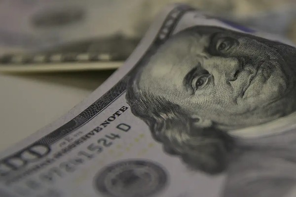 Tarifaço de 25% dos EUA sobre o Brasil começa a valer; saiba mais