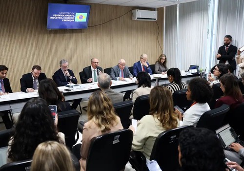 Setores atingidos por tarifaço dos EUA terão novo plano de socorro