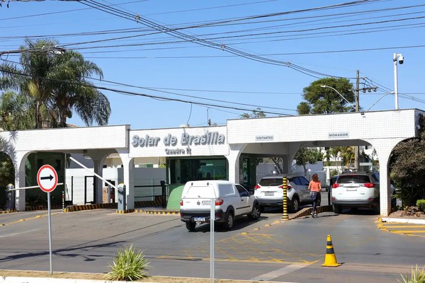Defesa de Bolsonaro pede a Moraes que prorrogue prisão domiciliar