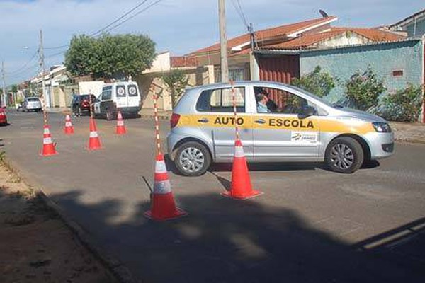 Exame de direção em Patos de Minas reprova 85% dos candidatos