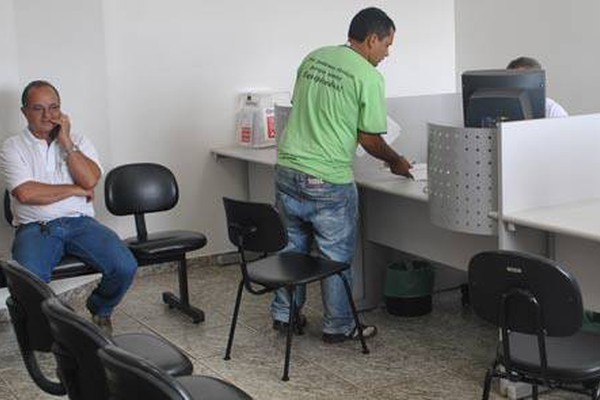 Partidos correm contra o tempo para inscrever candidatos para as eleições de 2012