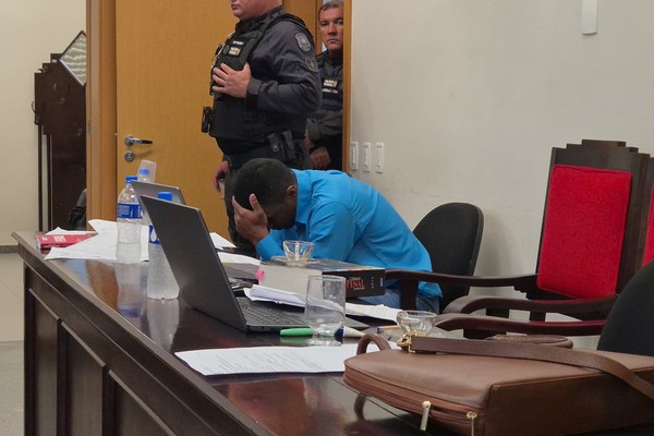 Homem que matou idoso a socos e chutes em Patos de Minas é condenado a mais de 23 anos de prisão