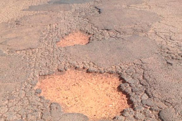 Lideranças de Coromandel preparam manifestação para cobrar restauração da MG 188