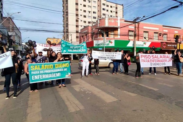 Governo destina mais de R$ 1 milhão para Patos de Minas pagar o piso salarial da enfermagem