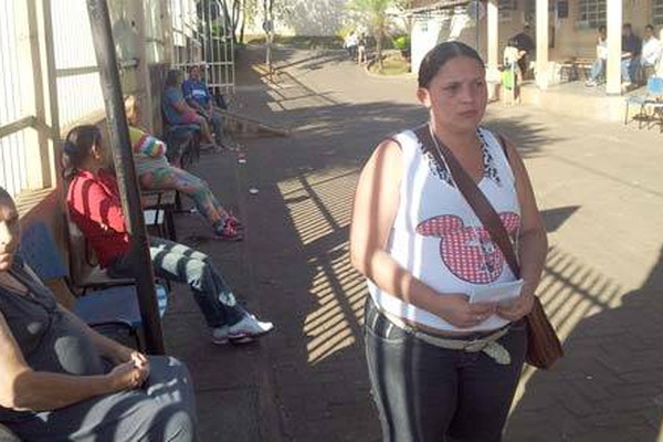 Pacientes ficam mais de 5 horas esperando atendimento na UPA da Marabá