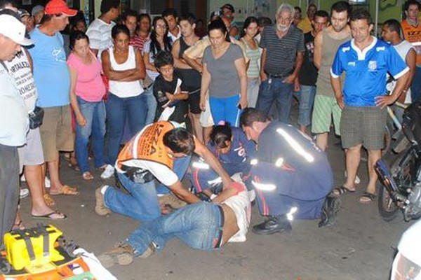 Condutores desrespeitam parada e acidentes se multiplicam na avenida Piauí