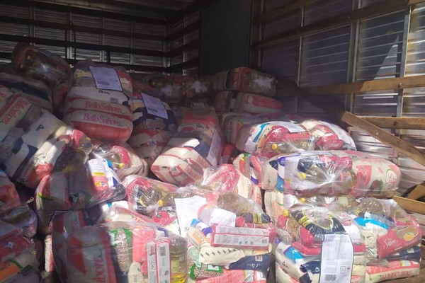 Conselho Regional de Odontologia e produtores rurais doam mais de 300 cestas em Patos de Minas