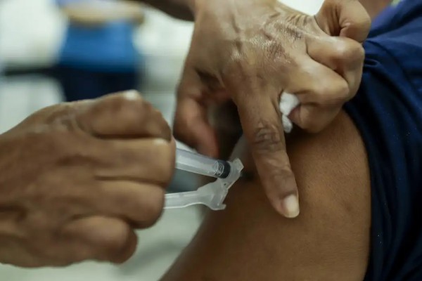 Casos de influenza A continuam a crescer no Brasil, diz Fiocruz