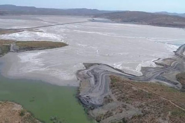 Ministério Público abre inquérito para investigar fissuras em barragem gigantesca em Paracatu