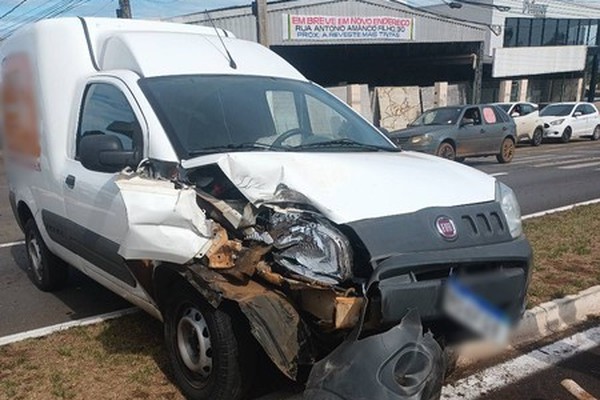 Motorista que provocou acidente em frente à Santa Casa disse que sofreu mal súbito
