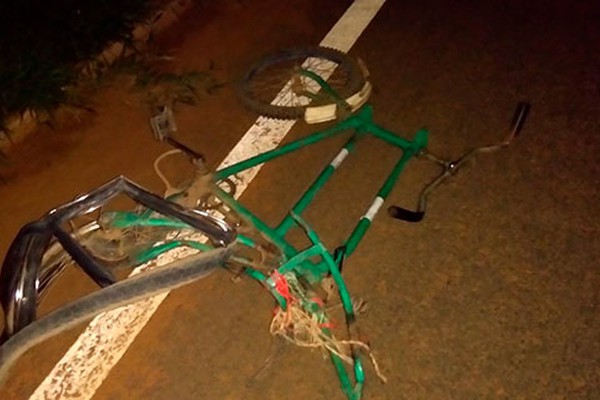 Ciclista morre ao ser atropelado por automóvel na BR354, em Rio Paranaíba