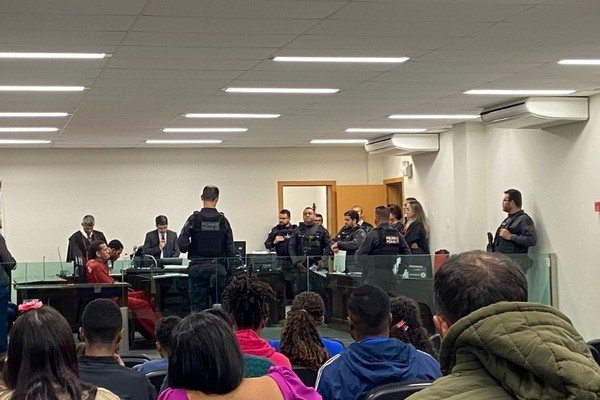 Tribunal do Júri condena cinco por assassinato em Patos de Minas; penas somam mais de 100 anos