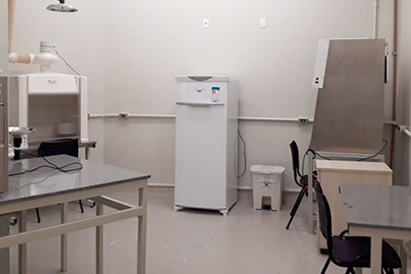 Novo Laboratório da UFU Patos de Minas está pronto para começar a fazer testes de Covid-19
