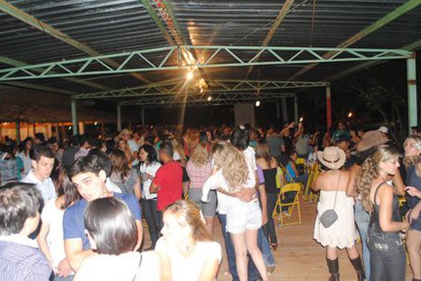 Fazendinha Cultural Adão Marins terá mais de 40 atrações na Fenamilho 2011