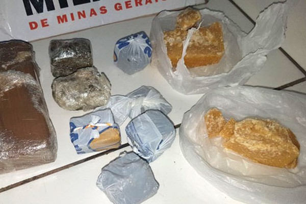 Policiais prendem mulheres com grande quantidade de crack e maconha durante “Colheita”