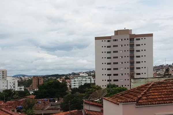 Instituto de meteorologia prevê chuva para o sábado e domingo em Patos de Minas