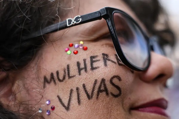 Três Poderes lançam pacto para enfrentamento ao feminicídio no Brasil