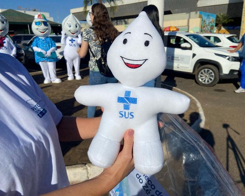Projeto Zezinho da Vacina é ampliado e crianças de 15 meses a 5 anos vão ganhar pelúcia do Zé Gotinha