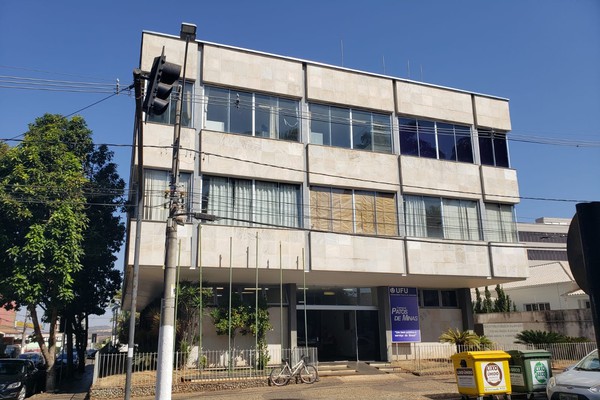 Câmara Municipal protocola pedido para ocupar prédio que abriga UFU em Patos de Minas