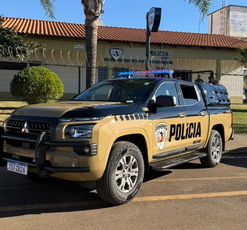 Homem é amarrado em pé de café durante roubo de caminhonete na zona rural de Rio Paranaíba