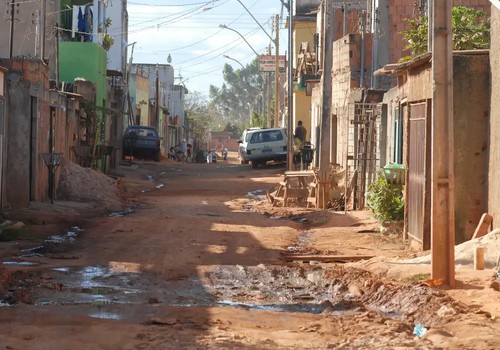 Brasil reduz número de crianças e jovens abaixo da linha da pobreza