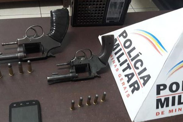 Adolescente é apreendido com duas armas de fogo no Bairro Planalto em Presidente Olegário
