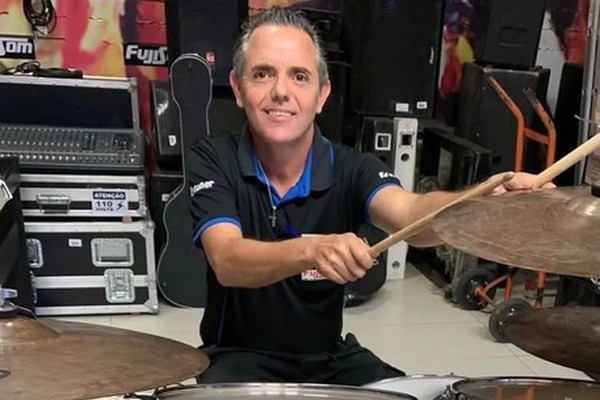 Campanha arrecada dinheiro para ajudar músico patense diagnosticado com câncer na garganta