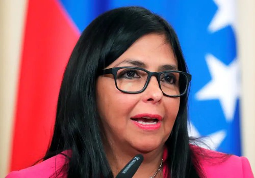 Delcy Rodríguez toma posse como presidente interina da Venezuela