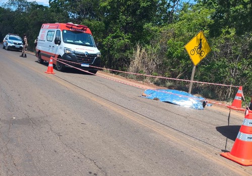 Ciclista de 44 anos morre após bicicleta elétrica ser atingida por carro na MG-202