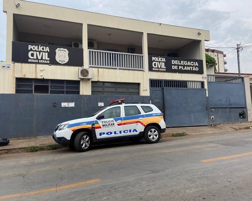 Filho é preso após ameaçar a própria mãe com faca e exigir dinheiro para comprar drogas em Patos de Minas