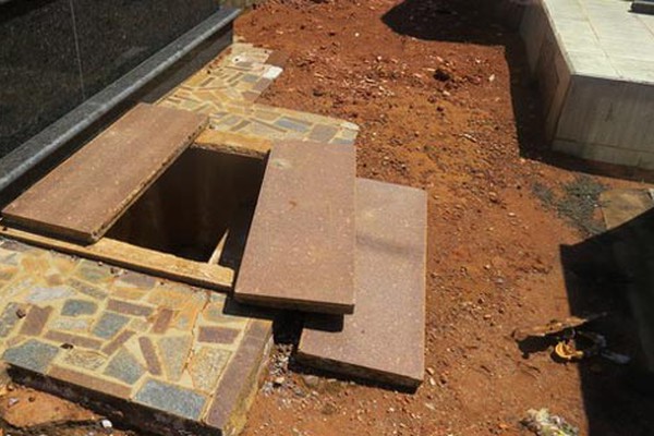 Túmulo é violado em Carmo do Paranaíba e a suspeita é de que os ossos poderão ser usados em ritual