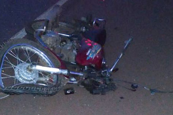 Motociclista morre após bater violentamente contra caminhão na BR365 em Patos de Minas