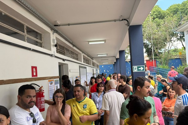 Mais de 90 mil eleitores compareceram às urnas em Patos de Minas; veja para quem foram os votos
