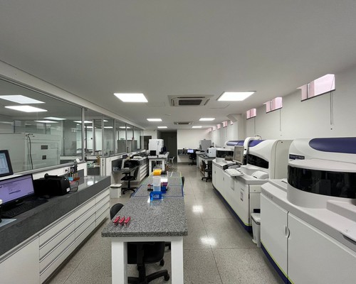 Laboratório do UNIPAM inicia processo para certificação internacional de qualidade