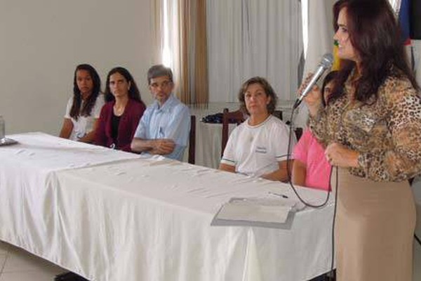 Solenidade em Patos de Minas premia vencedores da Olimpíada de Matemática