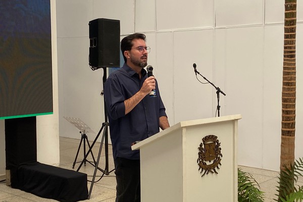 Falcão acaba de renunciar ao mandato de prefeito para se candidatar nas eleições deste ano