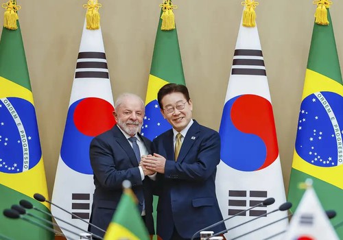 Lula diz que vale "qualquer sacrifício" para prender magnatas do crime