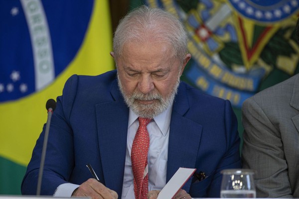 Lula recebe presidente da África do Sul para visita de Estado